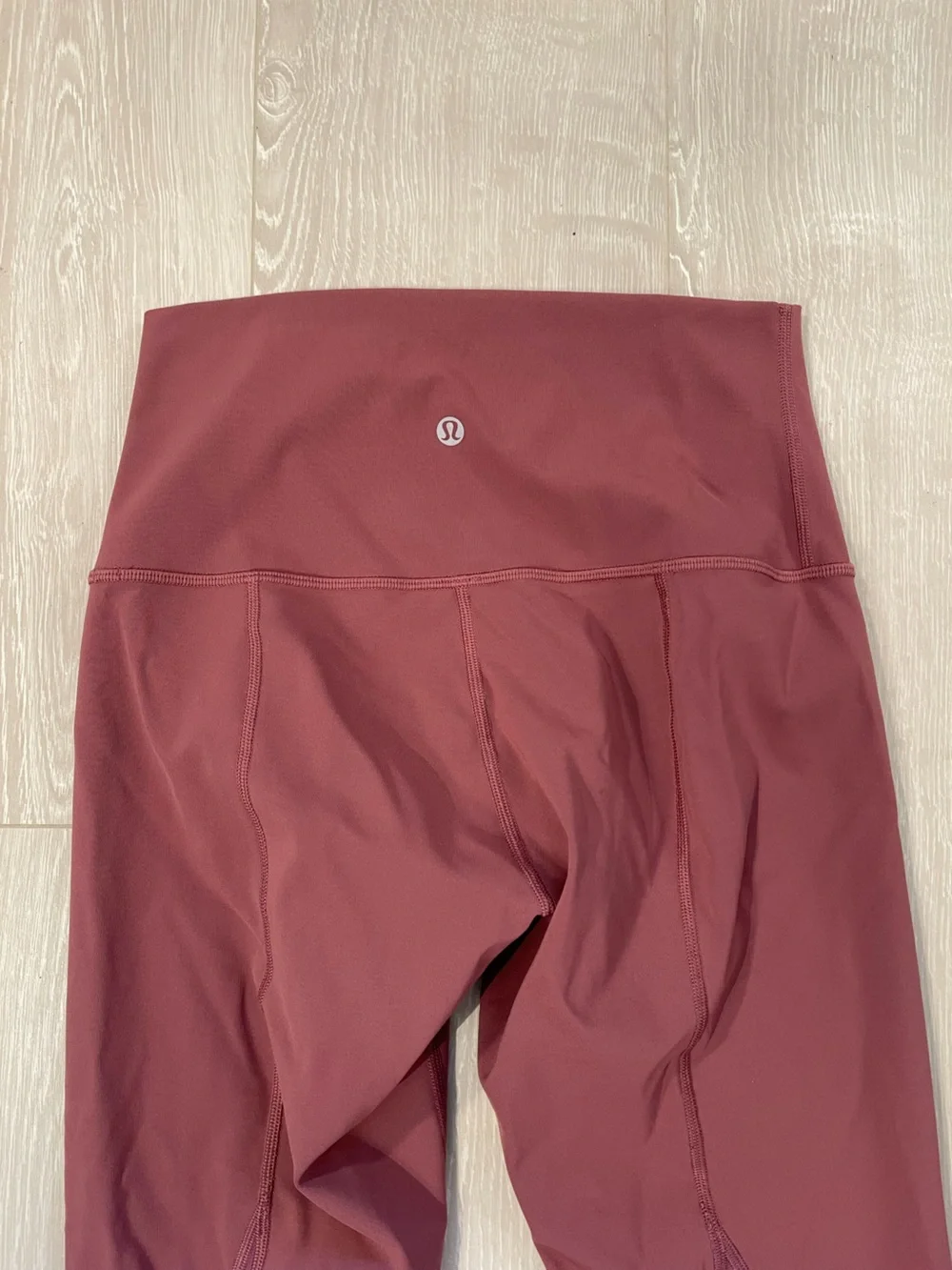 Lululemon Wunder Under Crop High-Rise *Roll Down Scallop Petal Pink size 6 fit - Picture 12 of 14